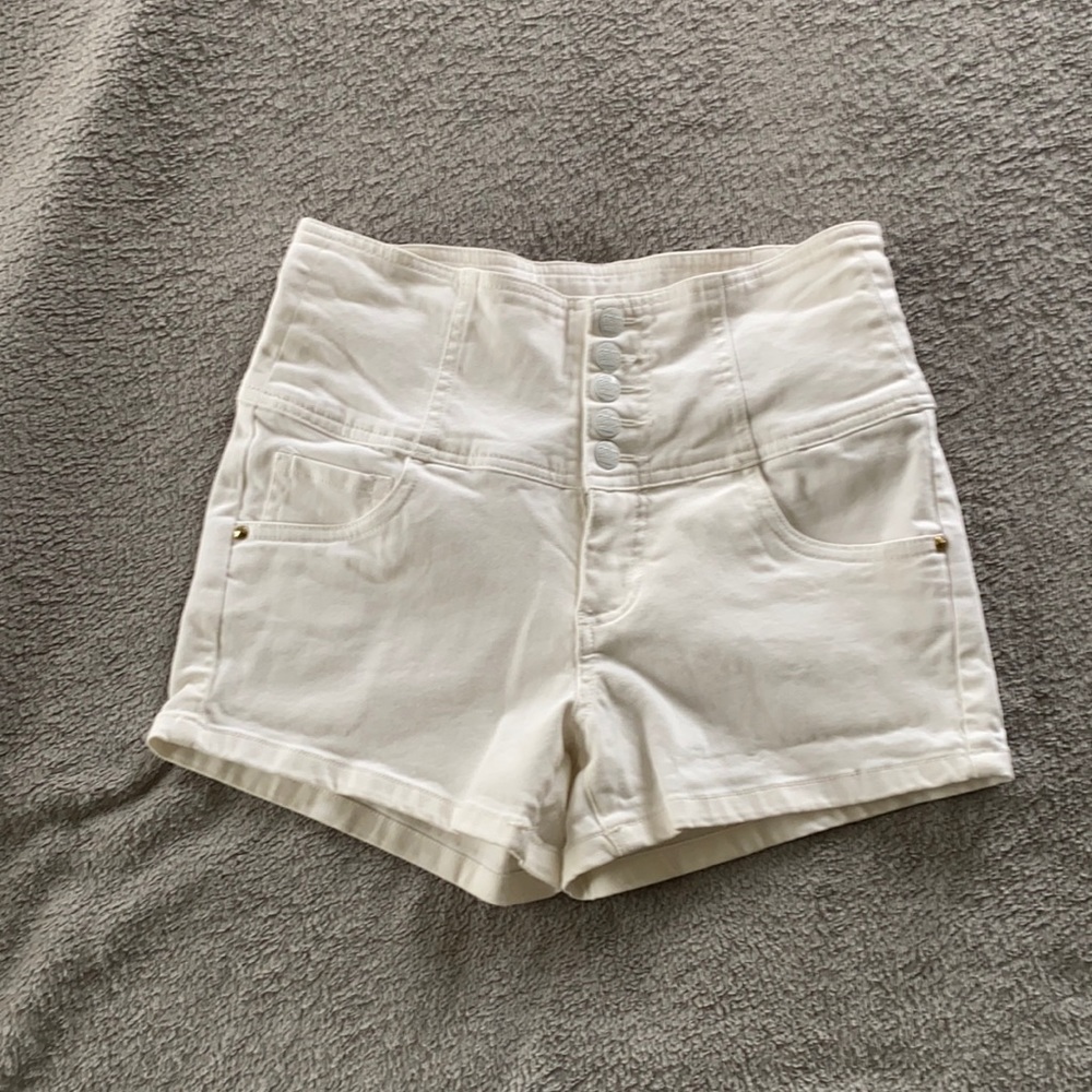 YISHION size 25 high waisted white shorts
